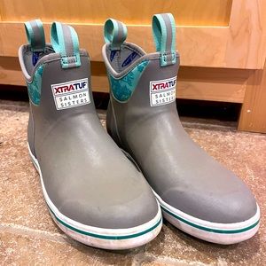XTRATUF Women’s 6inch Ankle Deck Rain Boots